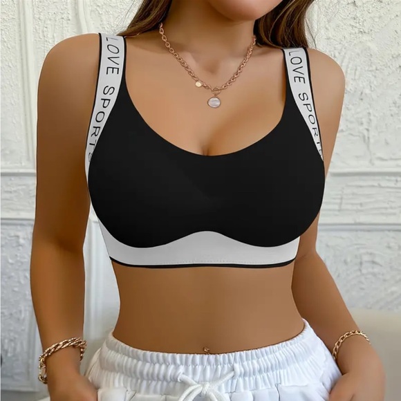 Seamless Wide Strap Push Up Bra Ultra-Comfortable & Moisture-Wicking - Picture 2 of 13